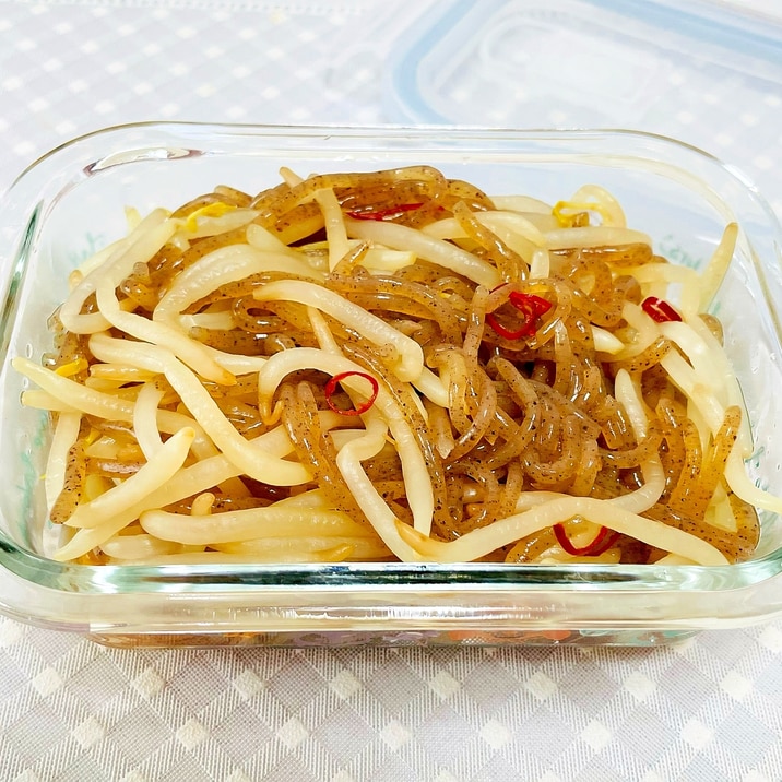 もやしとこんにゃくのピリ辛あえ